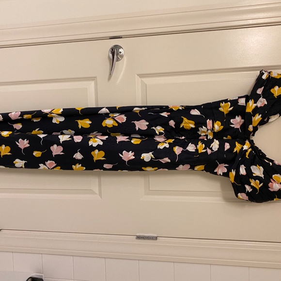 NWOT Floral Dress size 4 - Picture 4 of 9